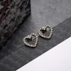 Red Diamond Ear Stud Chic Heart Earring Brand Double Letter Stud Classic Style Rhinestone örhängen smycken gåva