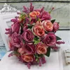 Novia Boda Bouquet Bouquet Rosas de seda Rosas Artificiales Flores de la novia Accesorios de boda de la novia Favores de la boda