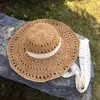 مصمم الصيف الدانتيل يصل من الشمس الشاطئ قبعة المرأة جوفاء واسعة بريم القش قبعة قابلة طوي قبعة ذات ظلة القش