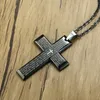 Colares de pingentes de colar de colar cruzado da Bíblia masculina em aço inoxidável em cor de prata preta Regilous Christian Male JewelryPenda Elle22