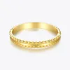 Bangle punk pyramid armband för kvinnor guld färg geometriska klipparmband armband smycken 2022 vänner gåvor b202272bangle lars22