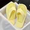 2022 canale di moda sandali senza partita non slittatori scrupoli da donna scarpe piattaforma impermeabili per donne sandali casual sandali casual beach ccccc