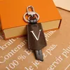 Fashion Key Buckle Car Keychain Handmade Leather Keychains Men Women Bag Pendant Accessories 8 Color L3