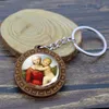 Nyckelringar välsignade jungfruliga Mary Baby Jesus Keychain Handgjorda trä Key Chain Purse Accessories Katolska kristna nyckelring