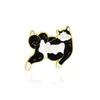 Black White Cat Series Brosch Angry Angel Wings Puss In Boots Cat Animal Emalj Pin Clothes Lapel Badge Jewelry Gift for Kids5439099