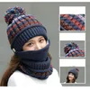 Beralar Soğuk Koruma Pom Bobble Kış Sıcak Kadınlar Beanie Stripe Snowe Ski Cap Hat Eşarp Maskesi Setberets