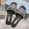 2022ss Womens Shoes Designer Summer Classic Solid Color Platform Slippers Fashion High Quality Leather Lining Round Toe Diamond Accessory Sandals
