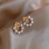 Stud élégant creux rose fleur boucles d'oreilles pour femmes simples mini imitation perle oreille filles fête de mariage bijoux accessoiresstud farl22