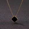 Fashion Pendant Necklaces Elegant Clover Necklaces Gift for Woman cleef Jewelry Party Wedding Couple van Luxury25424869976