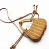 Kvällspåsar märken wicker vävda rotting kvinnor handväskor lyx designer halm strand 2022 bohemiska resor axel crossbody tote 220507