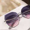 2022 트렌드 여성의 선글라스 그라디언트 컬러 얇은 선글라스 야외 승마 해변 외출 선글라스 UV 보호 Y220624