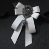 Britse mannen vrouwen zijden satijnen lint vlinder stropdas crav bruidegom stropdas zakelijk huwelijksfeest legering crystal rhinestone bowtie