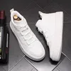 2022 mode hommes vulcaniser robe chaussures de mariage classiques anti-dérapant bout rond blanc baskets printemps automne confortable haut-haut formateurs décontracté marche mocassins