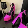 2022 Women Sandals Brand Designer Pumps Luxury Satin Cloth Crystal Buckle Spring Summer Female Party Runway Shoes Round Toe Women 7260320