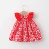 Baby Mädchen Kleid Kinder Baumwolle Prinzessin Kleider Fliegenärmel Kleider 1 bis 3 Jahre Kinder Kleidung mit Blumenmuster 2022 Sommerkostüm G220518