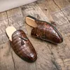 Sandalet Katırları Siyah Patent Deri Timsah Erkek Ayakkabı İnsan Moda Loafers Tasarımcısı Lüks Günlük Kayma Üzerine
