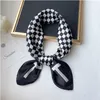 Desinger Brand Designer Letters Print Silk Scarf Summer Square Lady Hair Neck Fashion Bag Scarves Female Foulard Wraps Women Bandana Shawls Hijab