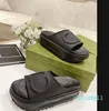 2022 Europese stijl slippers dragen een elegante en royale artistieke sfeer plat bodem casual flats schoenen dames strand Romeinse watertoor meer