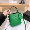 Designer bag Hip Pbag Triangle Bucket Bags Women Leather Shoulder Bag Designer Handbag Fashion Simple Large Shopping Messenger Bag Lady Luxury Handbags Purse