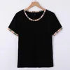 T-shirt pour femmes T-shirt 2022 Summer Summer Scould Casual Fashion O-Kick Stitching Slim Simple Top