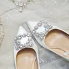 Chaussures de mariage Femmes Pompes 2021 Nouvelle Mariée Satin Blanc Épais 5cm Gros Talons Wedge Enceinte Princesse Cristal Personnaliser Chaud 210225