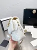Kare Fasulye Torbası Tasarımcısı Luxury 5A Yüksek Kaliteli Moda Kadınların Tek Omuzlu Çapraz Çanta Koltukaltı Ziyafet Para Çantası