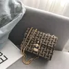 fashion shoulder or slung crossbody bag knit Clamshell buckle design decoration color women handbag