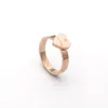 Topkwaliteit extravagante hart liefde band ringen luxe zilveren gouden rose bands ring ontwerper sieraden vrouwen mannen klassiek paar titanium staal 18k dames geschenken