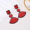 Dangle żyrandol modne geometryczne szwy akrylowe dla kobiet seksowne czerwone usta akcesoria biżuterii