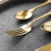 Vintage Western Gold Plated Cutlery Tableware Set 24pcs Dining Knives Forks Teaspoons Golden Luxury Dinnerware Sets Engraving 220317