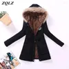 Piumino da donna ZQLZ Plus Size Giacca imbottita in cotone con cappuccio Donna Inverno Slim Casual Warm Wadded Overcoat Femme Long Parka Cappotto nero F