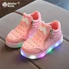 Tamanho 21-30 sapatos LED luminosos para crianças meninas rosa Princesa Crianças tênis com luzes brilhando sapatos para criança para bebês LJ201202