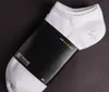 Носки носки носки лодыжки носки хлопковое материал для спортивного спортивного геометрического рисунка хлопковые модные повседневные для весенних осенних сезонов