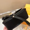 Vintage Cowhide Buci Crossbody Women designer Bag Gold Miel Water Ripple M59459 Epi Flat Smooth Leather Corners designers Womens Handbags