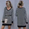 Robes décontractées Houndstooth Jumper Pull Robe Femmes Automne Hiver Mode Pulls tricotés Moyen Long Sexy Col V 2022 sans ceinture