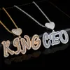 Hip Hop Simuliertes Diamant Anh￤nger Halsketten A-Z Benutzerdefinierte Namen Blasenbuchstaben Anh￤nger Halskette Herzform Liebhaber Geschenk