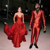Vestidos de noivado noturno de sereia brilhante de brilho 2022 pescoço de pescoço de lantejoulas longas de trem de miçangas de carpete vermelho Met Met vestidos de gala