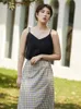 Dushu Casual Streetwear Donne Cami Tops Sexy V Collo V Summer Black Serbatoio Bianco Elegante Senza Maniche Simpatico Signore Vestiti da donna 220316