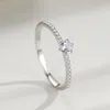 REAL 925 Sterling Silver Simple Sparkling Round Clear Zircon Ring for Women Classic Luxury Wedding Accessories smycken