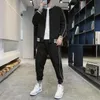 Мужские спортивные костюмы мужской набор набор 2022 Spring Black White Cuit Streetwear Бейсбольная куртка брюки 2 штука бегуна набор для повседневного пота подставки