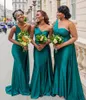 2023 One Shoulder Bridesmaid Dresses For Africa Unik design Full längd Bröllop Gästklänningar Junior Maid of Honor Dress Ribbon Elastic Silk Like Satin Party Gowns