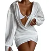 Satin Soie Sexy À Manches Longues Robes De Soirée Femmes Night Club Robe Douce Automne Robe Col En V Solide Split Turn Down Collor M0010 220316