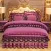 Parure de lit de luxe en dentelle et velours cristal, ensemble de literie King/Queen, jupe de lit matelassée à volants, élastique, doux, deux taies d'oreiller, 4 pièces