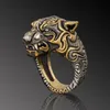 Clusterringen Mannen Ring Punk Gold Lion Roestvrij staal Biker Round Animal Juwelier Power Design Hoge kwaliteit Juwelbui