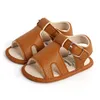 Primeiros Walkers Sandálias de couro macio sapatos infantis de verão Little 0-18m Sandal for Girl nasces anti-deslizamento calçados respiráveis