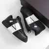 2022 مصمم أزياء أحذية غير رسمية للأحذية النسائية للرجال مناسبة للجلد الفاخر الأسود والأبيض جودة منصة النجوم الرياضية المدرب