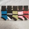 Multicolor Ankel Strumpor Med Cardboad Taggar Sport Cheerleaders Svart Rosa Kort Sock Flickor Kvinnor Bomull Sport Socks Skateboard Sneaker Pro232