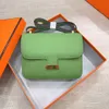 Högkvalitativ kohud axelväska kvinnor handväska lyx handväska ny säsong pop mode fritid messenger väska mobilficka