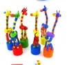 Leksaker för barnbarn Trä Push Up Jiggle Puppet Giraffe Finger Toys Blandade djurdekorativ