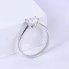 Mode vier klauwen 100% 925 sterling zilveren ronde gesimuleerde kristallen sieraden diamant trouwringen vinger voor dames sieraden